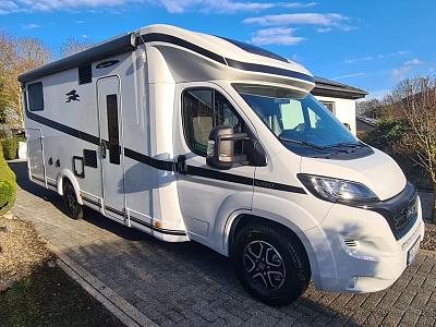 LAIKA Kosmo L409